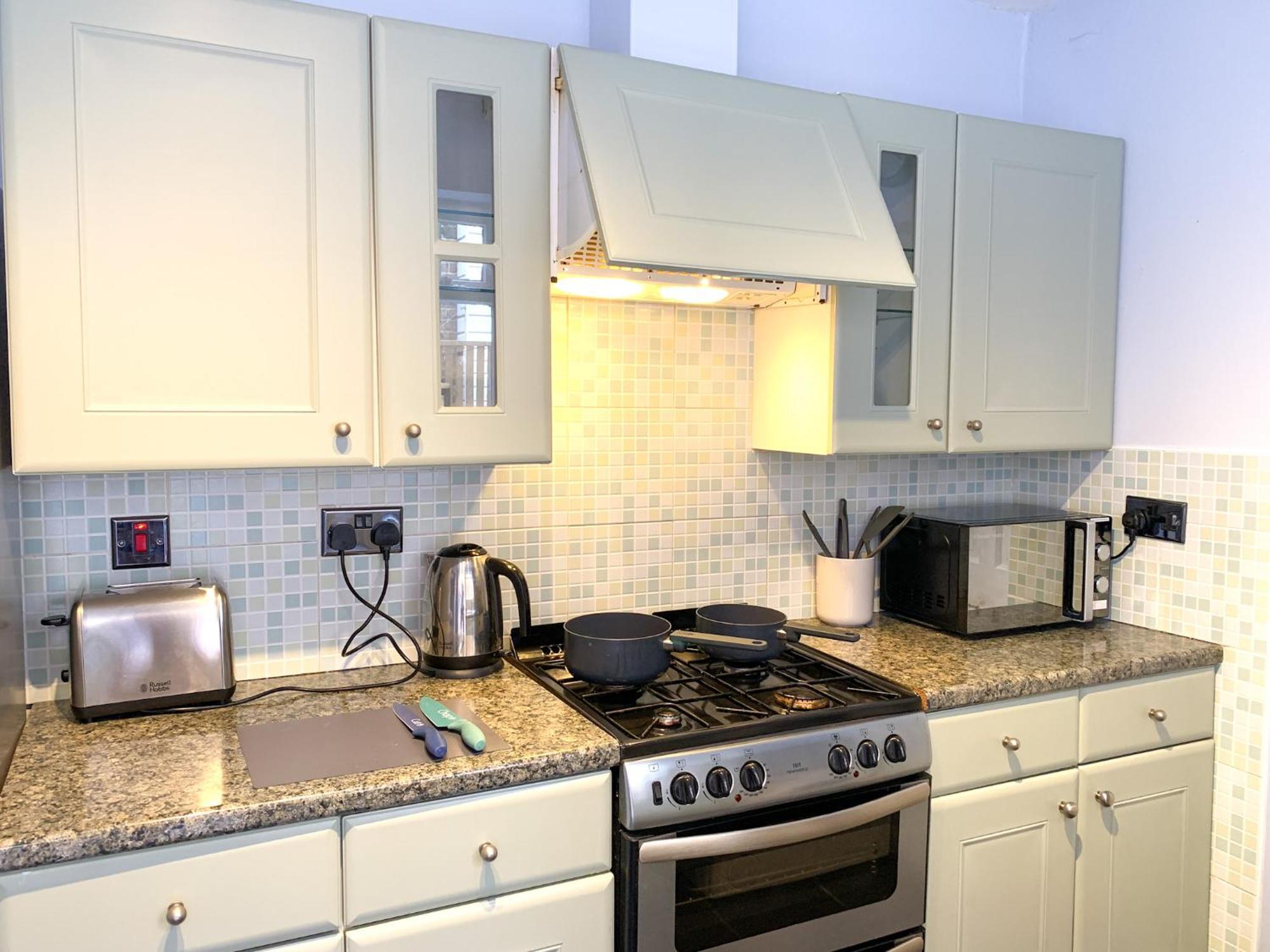 Stylish 3-Bedroom Home In Canterbury City-Centre - Superb Location! מראה חיצוני תמונה
